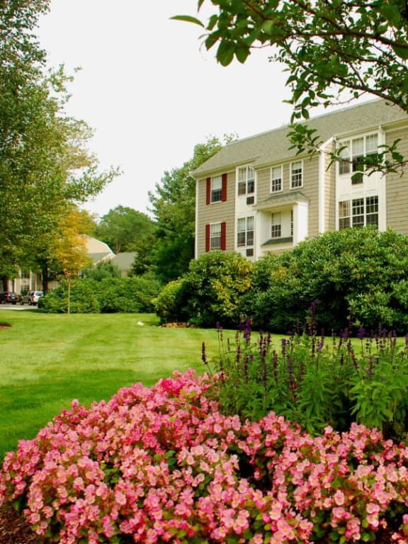 Saugus Commons Associates LLC Apartments in Saugus, MA